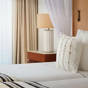 Tivoli Marina Hotell